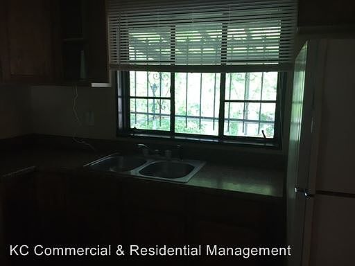 5th image of 347 N Lawn Ave