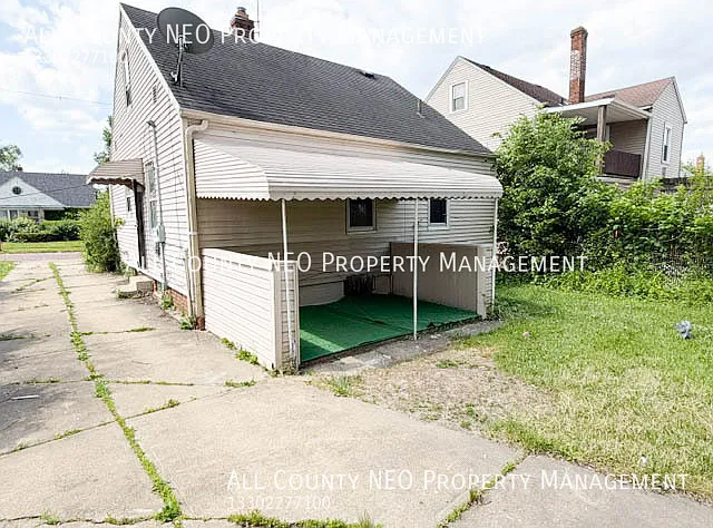 16409 Cloverside Ave — Photo 3
