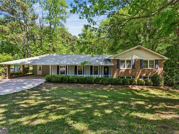 4208 Honeysuckle Dr SE, Smyrna, GA 30082