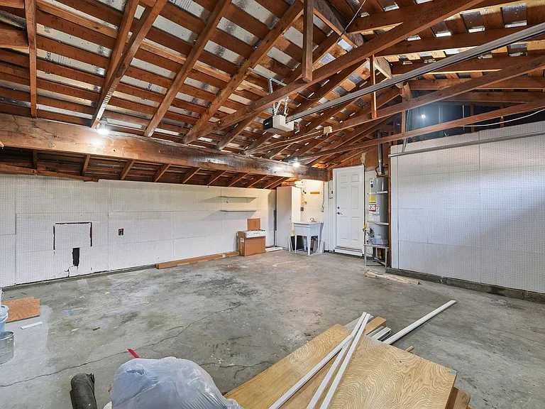 1559 Chambers Dr — Photo 42