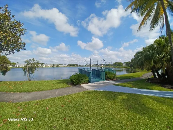 3421 NW 44th St APT 103, Fort Lauderdale, FL 33309
