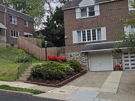 2nd image of 746 Cinnaminson St