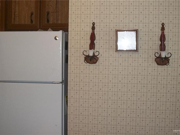4th image of 2106 Bracey St #2106