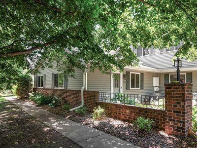 7534 15th Street Ln N, Oakdale, MN, 55128