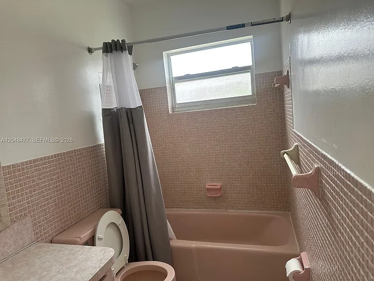 7860 Harding Ave #4B — Photo 8
