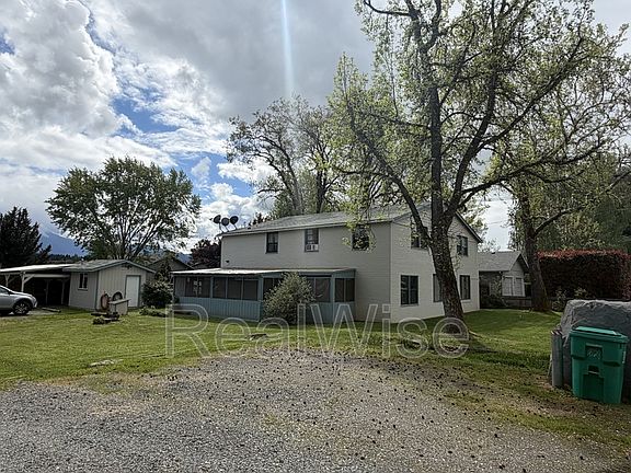 3rd image of 1628 Leonard Rd #3