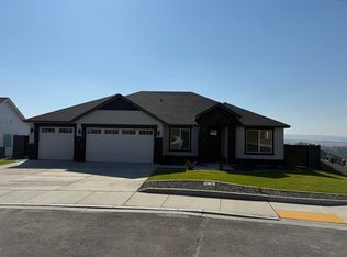 218 Epic St, Richland, WA 99352