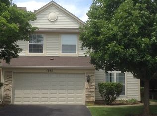 1392 Diamond Dr, Hoffman Estates, IL 60192