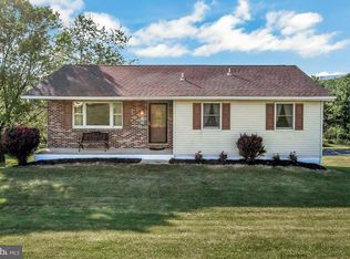 228 Skyline Dr, Mohrsville, PA 19541