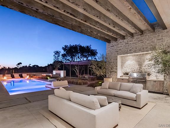 3rd image of 14783 Roxbury Ter