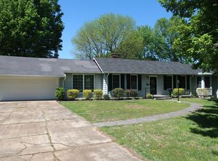1405 S 10th St, Mayfield, KY 42066