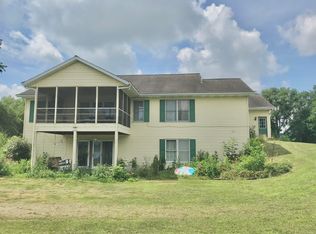 17110 Fawn River Rd, White Pigeon, MI 49099