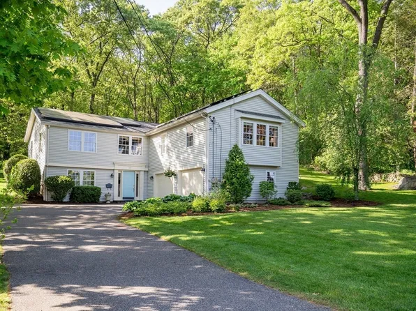 117 Lincoln St, Lexington, MA 02421