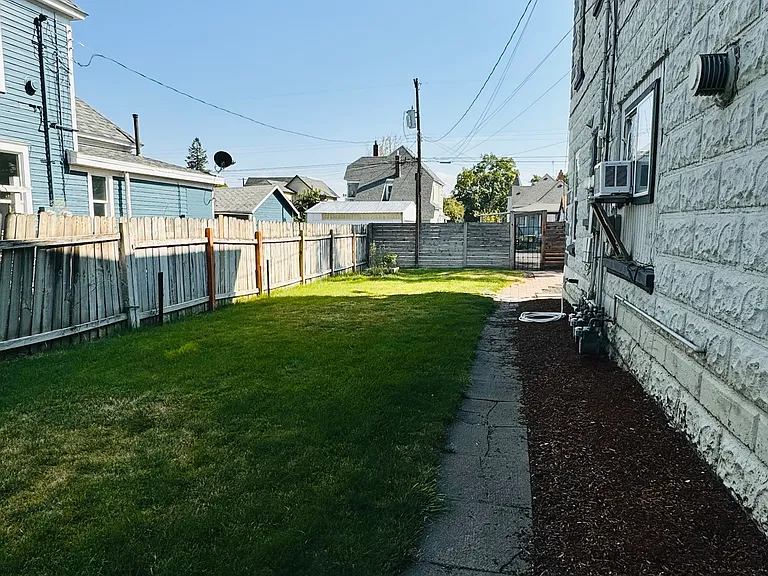 1913 W Mallon Ave — Photo 4