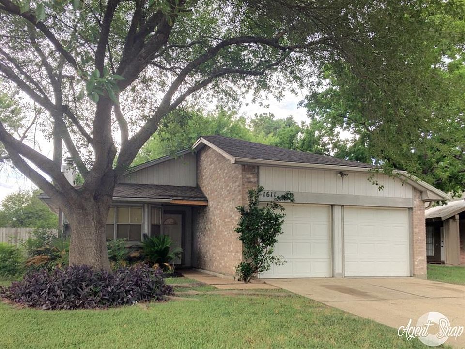 1st image of 1611 Brickarbor Dr