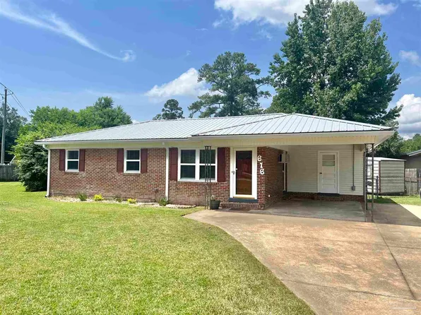 616 E Oak St, Atmore, AL 36502