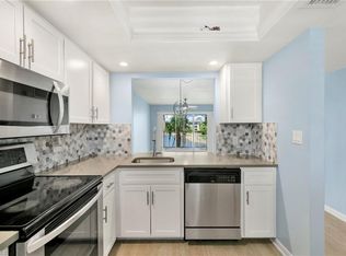 1004 Manatee Rd APT H201, Naples, FL 34114