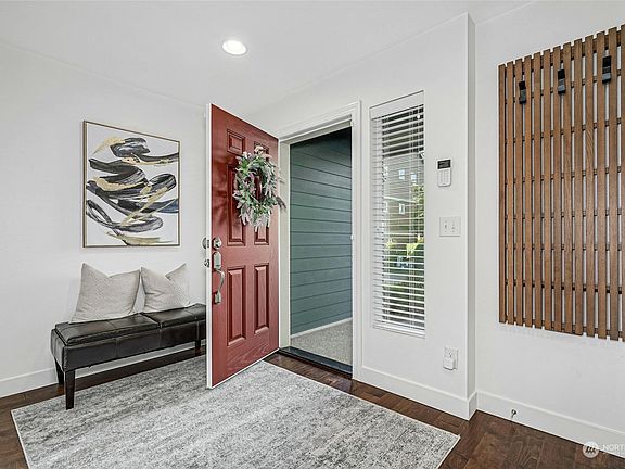 3rd image of 2507 NE Mulberry Walk