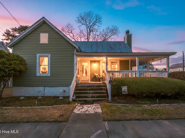 402 Hodges Street, Oriental, NC 28571