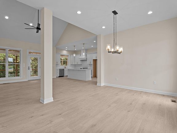 5th image of 5506 Martys Ct
