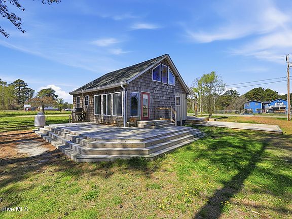 5th image of 1748 Soundneck Road