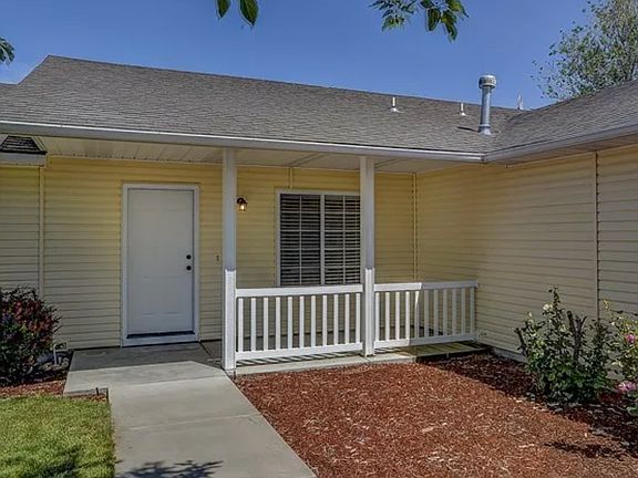 2nd image of 1884 W Pintail Dr