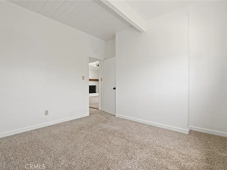 337 La Verne Ave — Photo 33