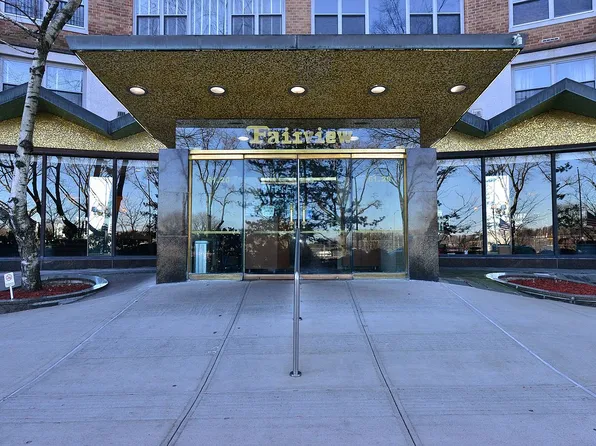 6120 Grand Central Pkwy APT B508, Forest Hills, NY 11375