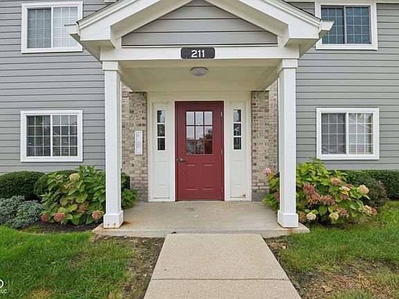 2nd image of 211 Faulkner Ct APT 101