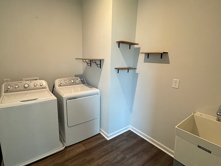 201 Brighton Bend Ln — Photo 13