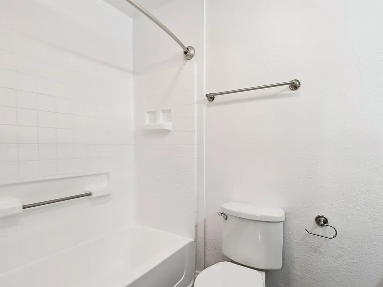14056 Valleyheart Dr. — Photo 46