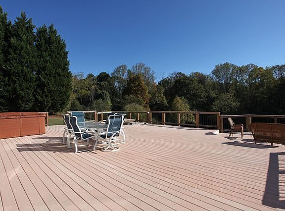4th image of 5045 Hyde Way