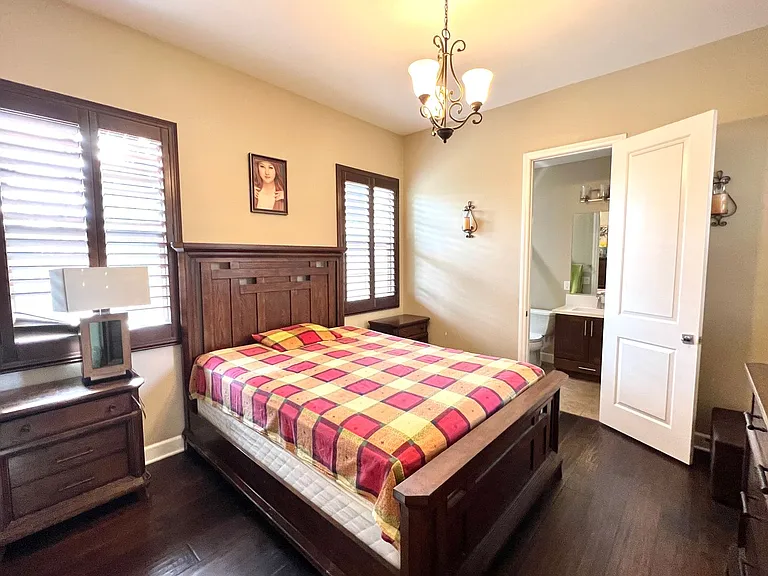 540 N Bardsdale Pl — Photo 12