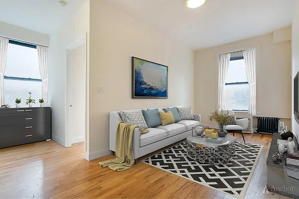 Rented by Anchor Associates | media 18