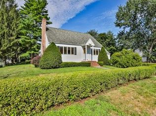 4 Glenview Rd, Wilmington, MA 01887