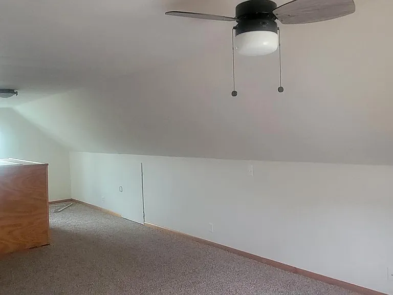 2064 NW Blvd NW — Photo 6