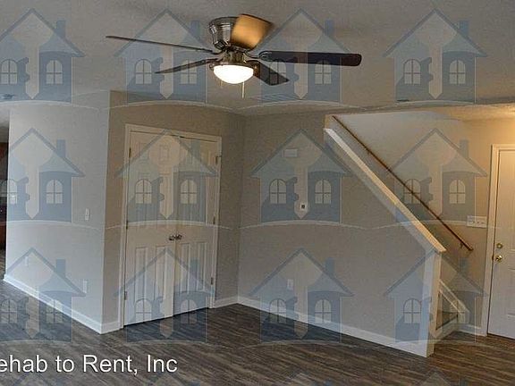 3rd image of 108 Cranewood Dr