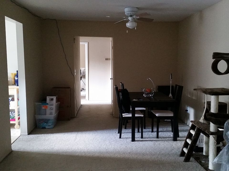 Dining area, kitchen entrance and bedrooms