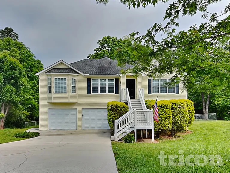29 Cedars Glen Cir — Photo 2