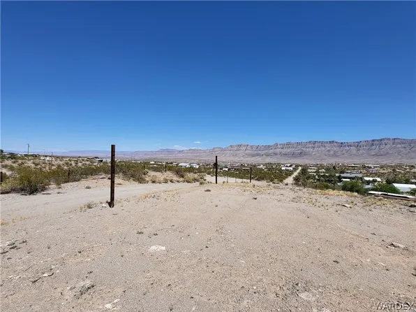 780 W Phantom Creek Ln, Meadview, AZ 86444