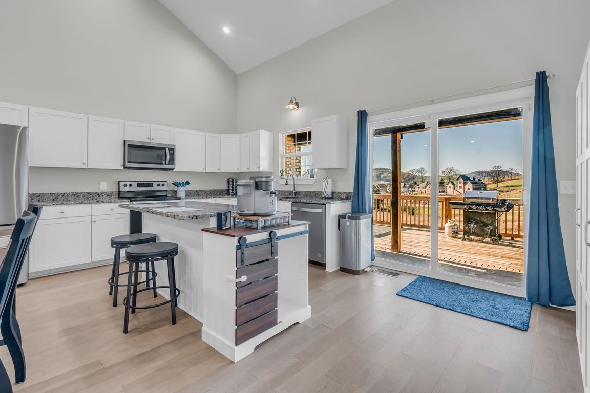 next background image