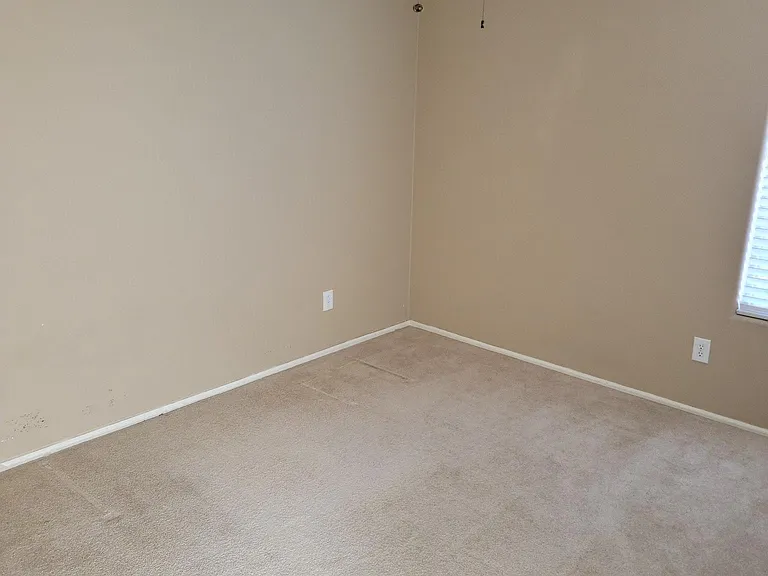 3618 E Potter Dr — Photo 18