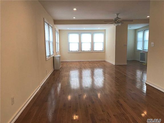 4th image of 10027 207th St