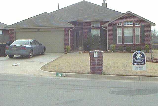 2nd image of 504 NW 174th