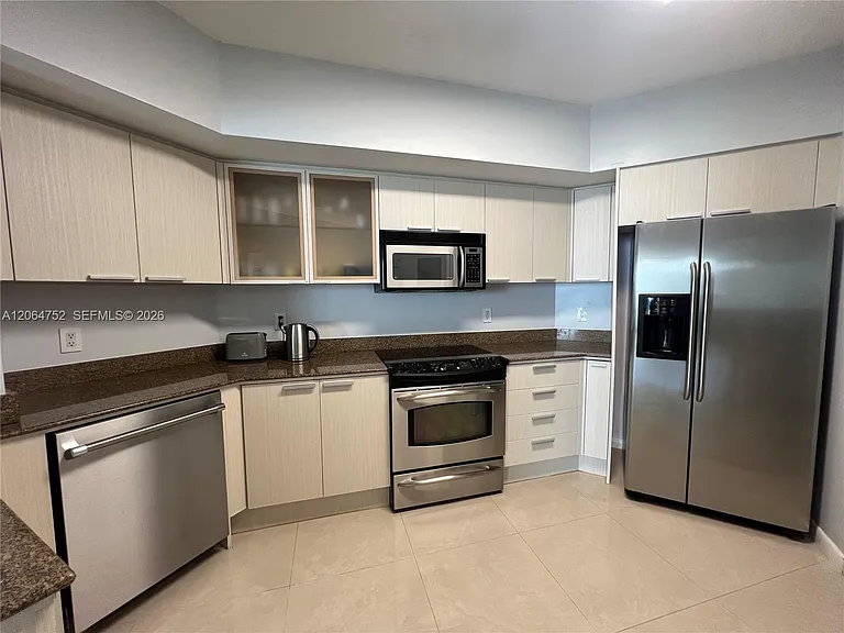16699 Collins Ave #1202 — Photo 3