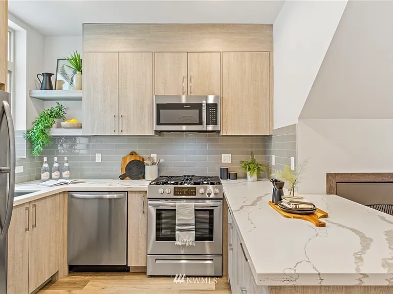 5618 California Ave SW #B — Photo 22