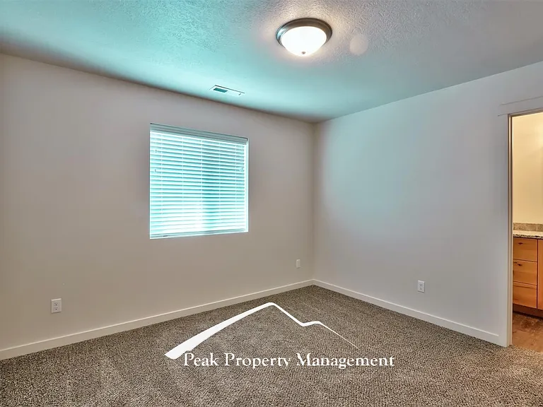 16566 N Franklin Blvd #16564 — Photo 10