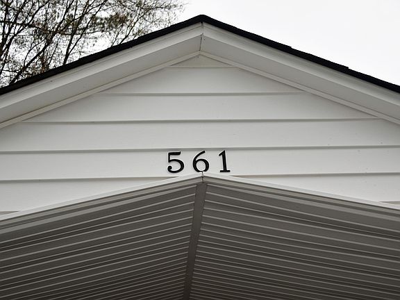 Top of Garage (house number)