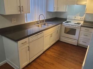 2220 SW 337th Pl #104, Federal Way, WA 98023