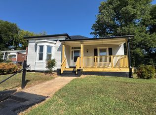 934 Colquhoun St, Danville, VA 24541